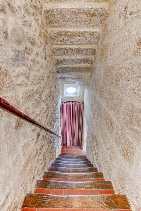 Stunning Medieval Getaway فيك- لا-غارديول المظهر الخارجي الصورة