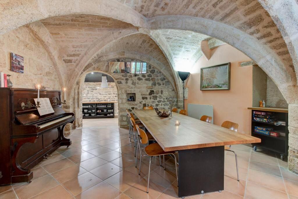 Stunning Medieval Getaway فيك- لا-غارديول المظهر الخارجي الصورة